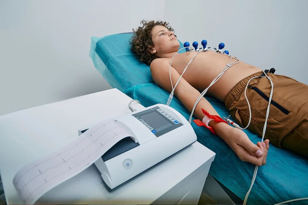 Elektrokardiyografi (EKG)